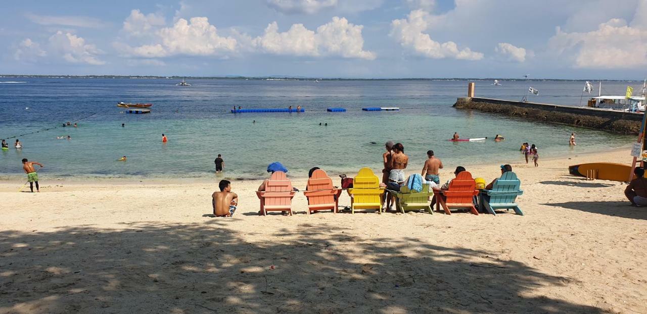 Mactan Newtown Condo With Garden And Ocean View 8Newtown Blvd Мактан Экстерьер фото