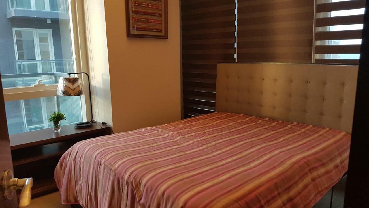 Mactan Newtown Condo With Garden And Ocean View 8Newtown Blvd Мактан Экстерьер фото