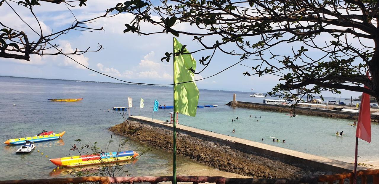 Mactan Newtown Condo With Garden And Ocean View 8Newtown Blvd Мактан Экстерьер фото